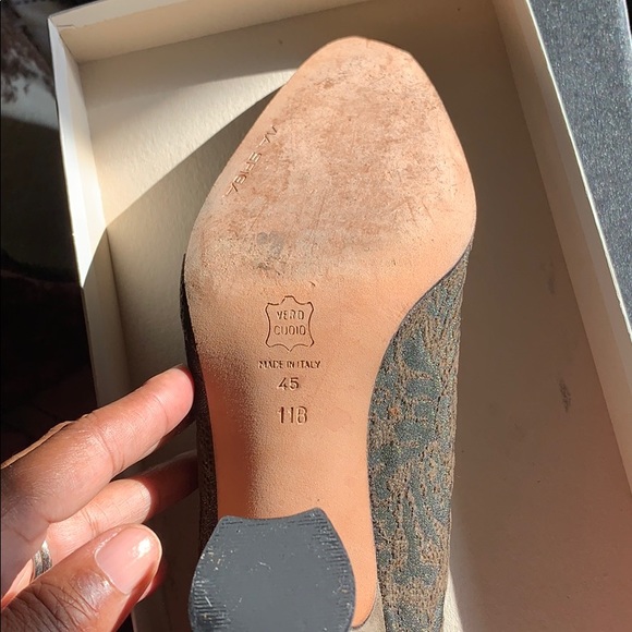 both colors side by side olive and black - Picture 5 of 7